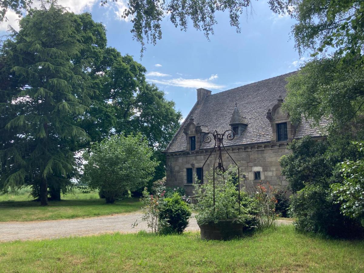 La Forge De La Coudraie Bed and Breakfast Pleugueneuc Εξωτερικό φωτογραφία