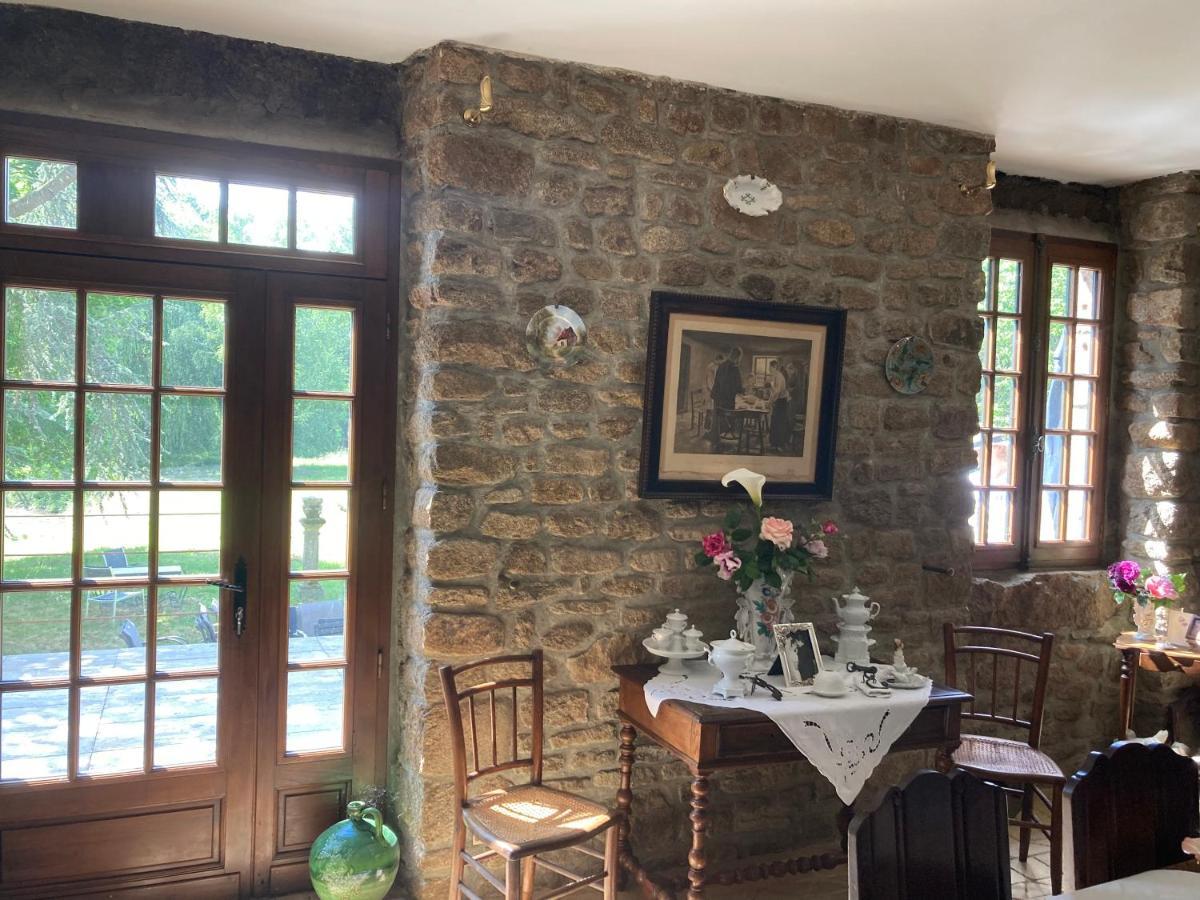 La Forge De La Coudraie Bed and Breakfast Pleugueneuc Εξωτερικό φωτογραφία